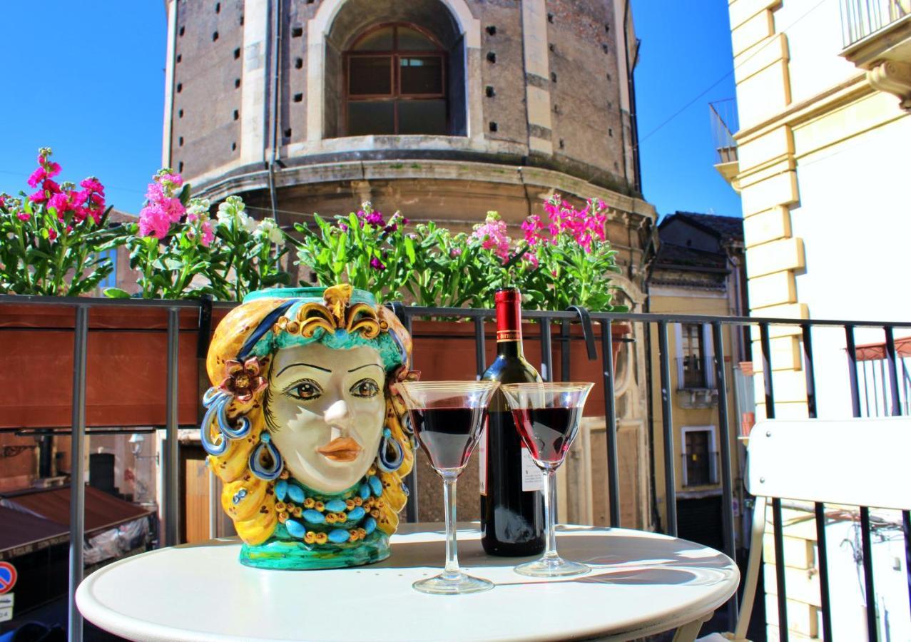 Barocco B&B Catania Bagian luar foto