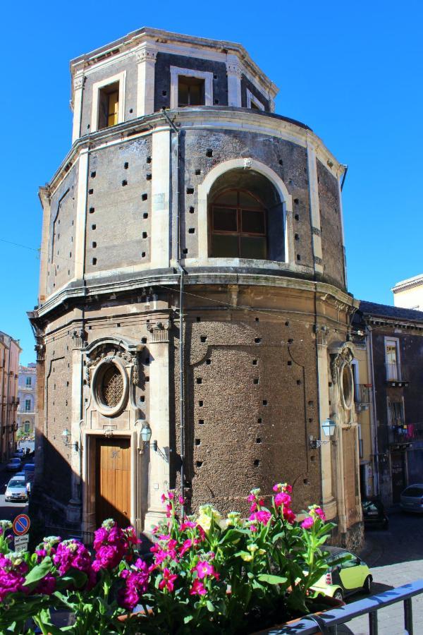 Barocco B&B Catania Bagian luar foto