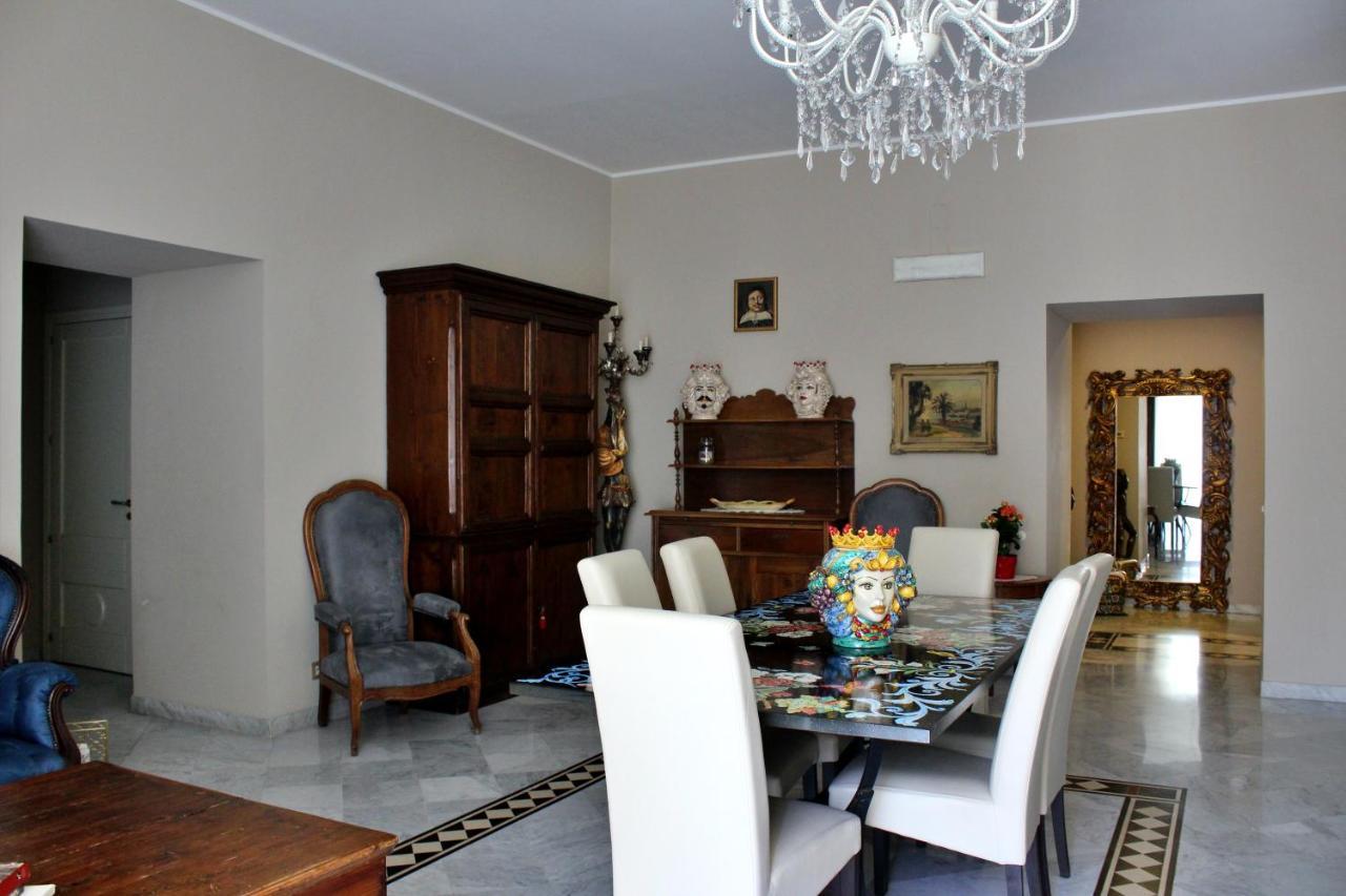 Barocco B&B Catania Bagian luar foto
